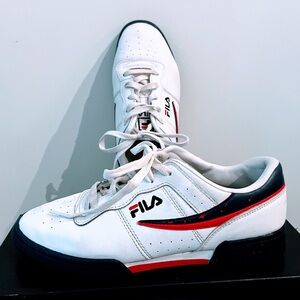 Fila White and Black Retro Sneakers